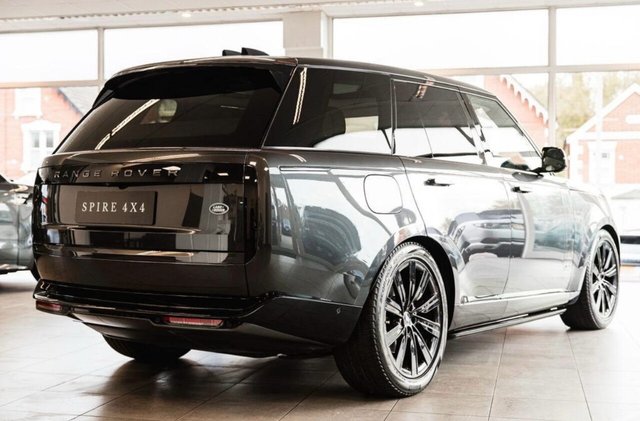 View our LAND ROVER RANGE ROVER