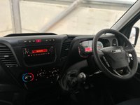 USED 2017 IVECO DAILY 2.3 TD 35S12 3520 WB BUSINESS - NO VAT 1 OWNER, 1 YEARS MOT, AIR CON