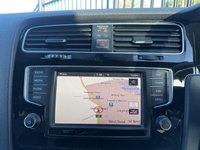 USED 2014 14 BMW I3 Hatchback 5dr Electric Auto (170 ps) 2 FORMER KEEPERS + LOW MILES + WINTER PACKAGE + MEDIA PACKAGE + &pound;20 ROAD TAX + 19" TURBINE STYLING BICOLOUR ALLOYS + BLUETOOTH + HEATED SEATS + SAT NAV + AIRCON + HPI CLEAR