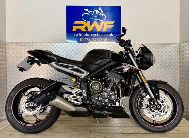 View our Triumph Street Triple 765 RS www.sellingyourbike.co.uk
