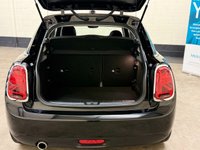 USED 2018 18 MINI HATCH 1.5 Cooper Hatchback 5 Door Petrol Steptronic Euro 6 (s/s) (136 ps) AUTOMATIC WITH SERVICE HISTORY