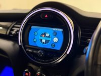 USED 2018 18 MINI HATCH 1.5 Cooper Hatchback 5 Door Petrol Steptronic Euro 6 (s/s) (136 ps) AUTOMATIC WITH SERVICE HISTORY