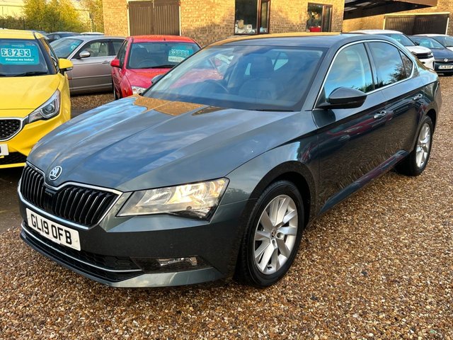 View our SKODA SUPERB