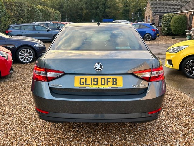 View our SKODA SUPERB