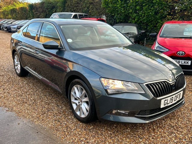 View our SKODA SUPERB