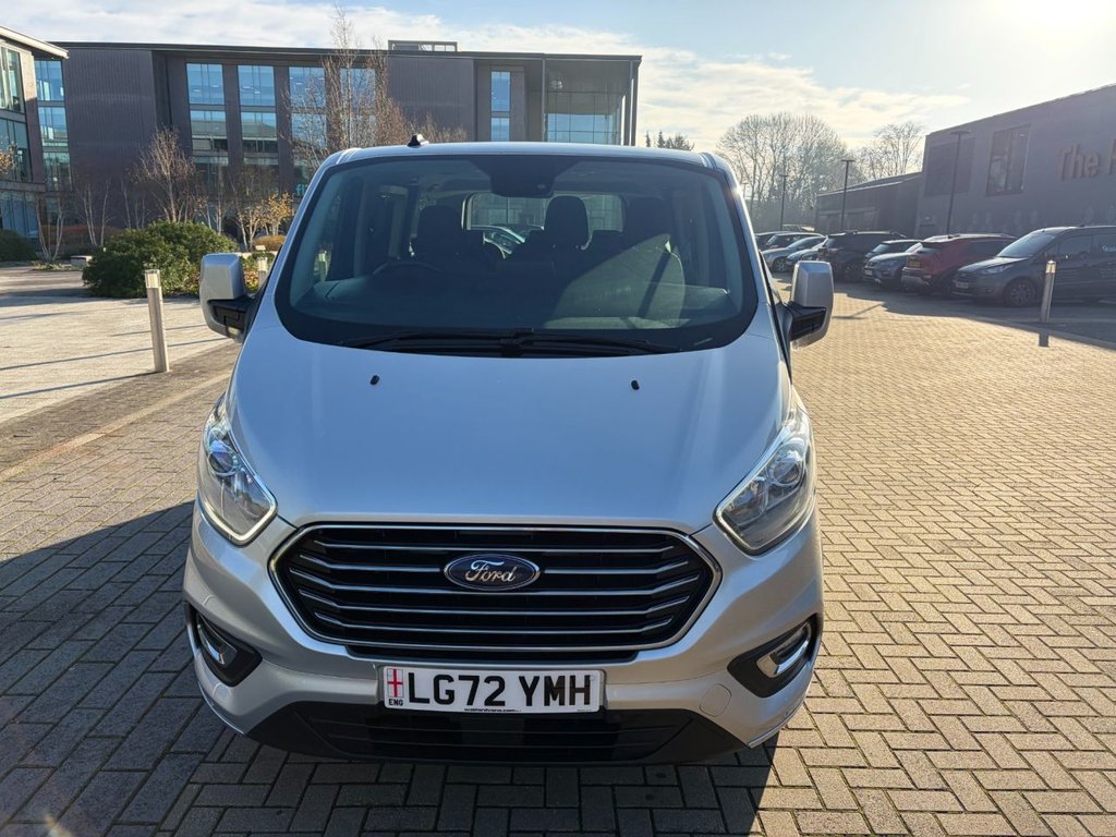 USED 2022 72 FORD TOURNEO CUSTOM 320 MHEV TITANIUM 2.0EcoBlue EU6 L2 S/S D/CAB 9 SEATS MINIBUS *A/C*SENSORS*HEAT PACK*E/PACK*2 SEATS CONFIGURATION* 9 SEATS-L2H1-EU6-TOP SPEC