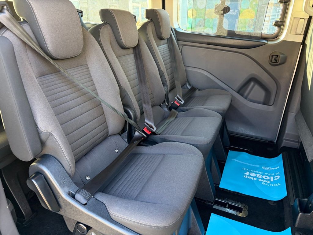 USED 2022 72 FORD TOURNEO CUSTOM 320 MHEV TITANIUM 2.0EcoBlue EU6 L2 S/S D/CAB 9 SEATS MINIBUS *A/C*SENSORS*HEAT PACK*E/PACK*2 SEATS CONFIGURATION* 9 SEATS-L2H1-EU6-TOP SPEC