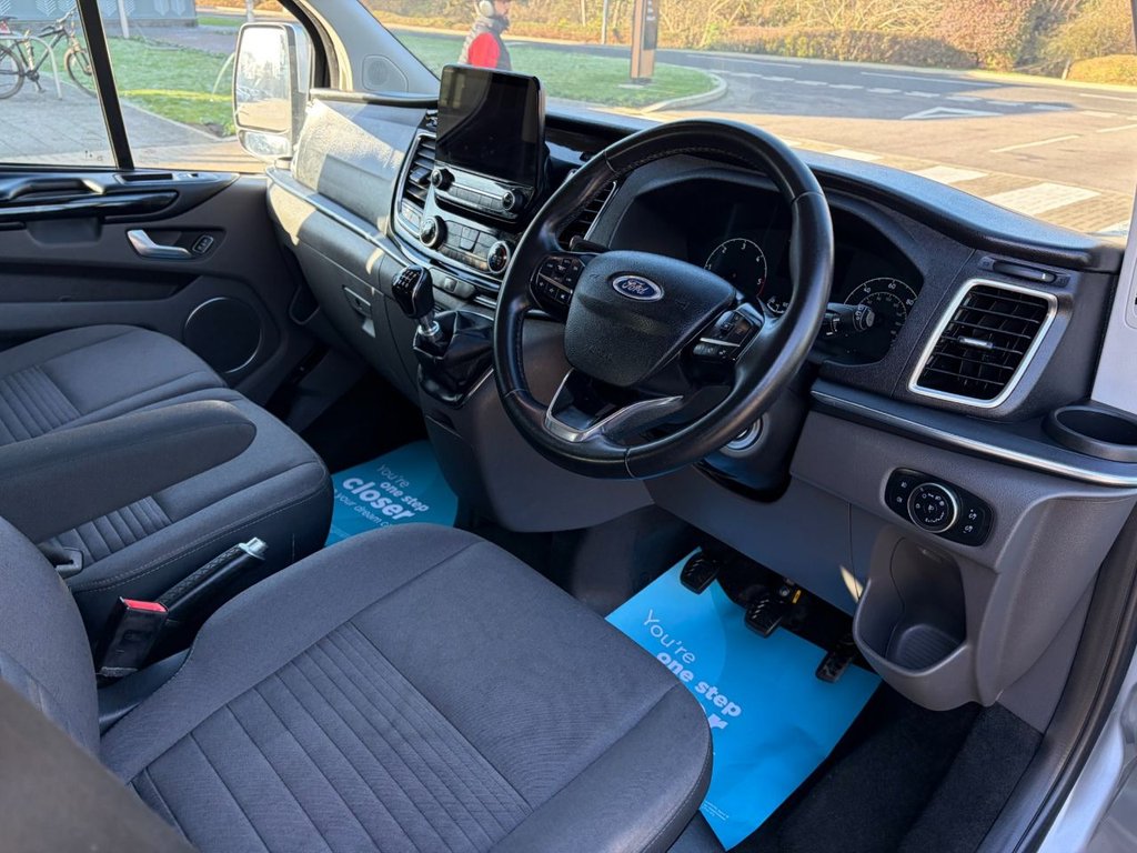 USED 2022 72 FORD TOURNEO CUSTOM 320 MHEV TITANIUM 2.0EcoBlue EU6 L2 S/S D/CAB 9 SEATS MINIBUS *A/C*SENSORS*HEAT PACK*E/PACK*2 SEATS CONFIGURATION* 9 SEATS-L2H1-EU6-TOP SPEC