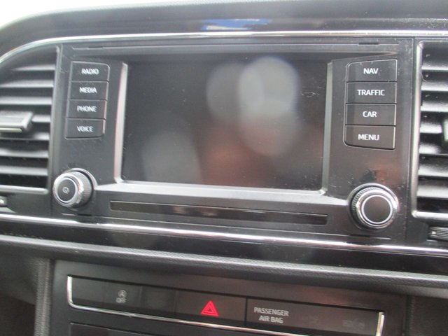 2014 SEAT LEON 1.6 TDI CR SE Hatchback 5dr Diesel Manual Euro 5 (s/s) (105 ps) - Photo 9