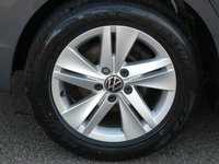 USED 2021 71 VOLKSWAGEN GOLF 1.5 TSI Life 5d 130 S/S SAT NAV, APP-CONNECT FOR WIRELESS APPLE CARPLAY / ANDROID AUTO, ACTIVE INFO DISPLAY VIRTUAL COCKPIT, WIRELESS PHONE CHARGER, DAB RADIO, BLUETOOTH, LANE ASSIST, FRONT ASSIST, ADAPTIVE CRUISE CONTROL & SPEED LIMITER, FRONT & REAR PARKING SENSORS WITH DISPLAY, LEATHER FLAT BOTTOM MULTIFUNCTION STEERING WHEEL, KEYLESS START, RAIN & LIGHT SENSORS, AUTO HOLD, 4x USB PORTS, CLIMATE CONTROL, ILLUMINATING VANITY MIRRORS, DIGITAL SPEEDO, MANAUL 6 SPEED, 1 OWNER , SERVICE HISTORY