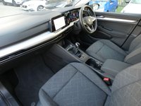 USED 2021 71 VOLKSWAGEN GOLF 1.5 TSI Life 5d 130 S/S SAT NAV, APP-CONNECT FOR WIRELESS APPLE CARPLAY / ANDROID AUTO, ACTIVE INFO DISPLAY VIRTUAL COCKPIT, WIRELESS PHONE CHARGER, DAB RADIO, BLUETOOTH, LANE ASSIST, FRONT ASSIST, ADAPTIVE CRUISE CONTROL & SPEED LIMITER, FRONT & REAR PARKING SENSORS WITH DISPLAY, LEATHER FLAT BOTTOM MULTIFUNCTION STEERING WHEEL, KEYLESS START, RAIN & LIGHT SENSORS, AUTO HOLD, 4x USB PORTS, CLIMATE CONTROL, ILLUMINATING VANITY MIRRORS, DIGITAL SPEEDO, MANAUL 6 SPEED, 1 OWNER , SERVICE HISTORY
