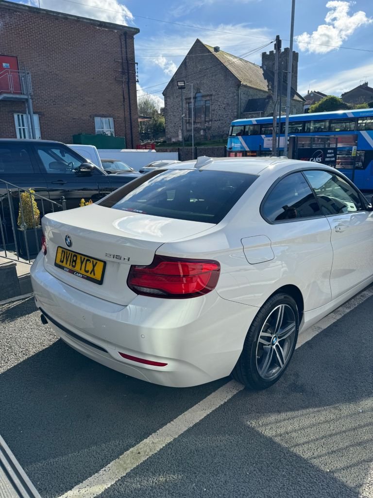USED 2018 18 BMW 2 SERIES 2.0 218d Sport Coupe 2dr Diesel Manual Euro 6 (s/s) (150 ps) SAT NAV / BLUETOOTH /AIR-CON