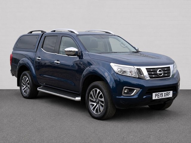 View our Nissan Navara 2.3 dCi Tekna Pickup Double Cab 4dr Diesel Auto 4WD Euro 6 (190 ps)