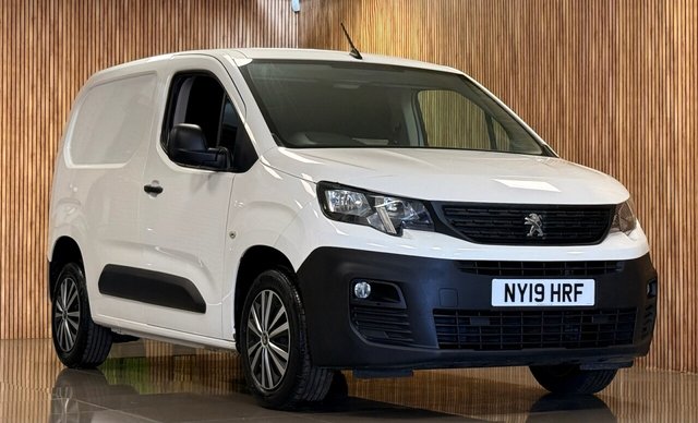 2019 PEUGEOT PARTNER