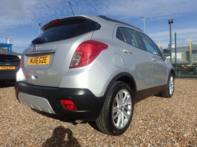 2016 VAUXHALL MOKKA 1.6i Tech Line SUV 5dr Petrol Manual 2WD Euro 6 (s/s) (115 ps) - Photo 8