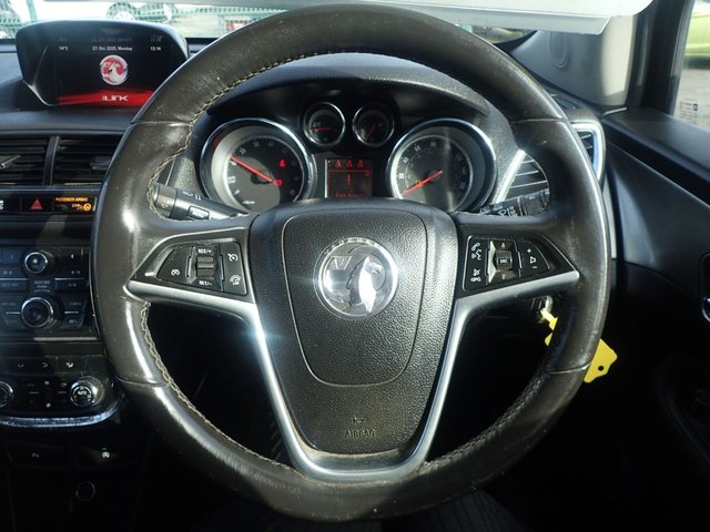 2016 VAUXHALL MOKKA 1.6i Tech Line SUV 5dr Petrol Manual 2WD Euro 6 (s/s) (115 ps) - Photo 11