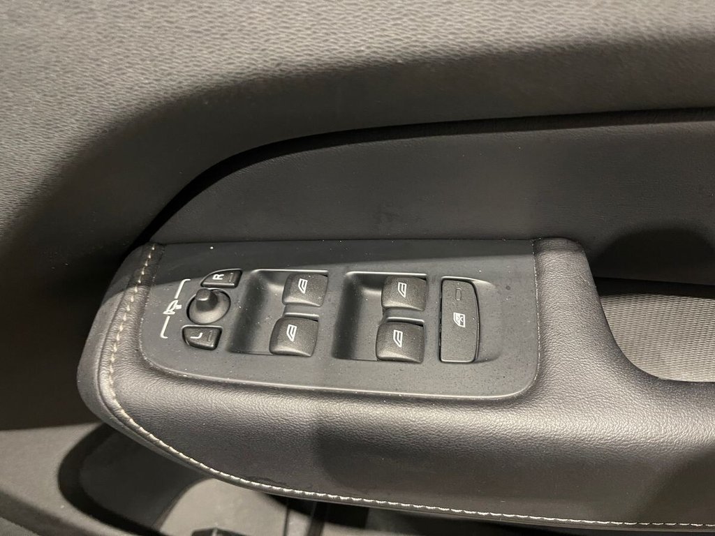 USED 2019 19 VOLVO XC60 2.0 T5 Inscription Pro SUV 5dr Petrol Auto AWD Euro 6 (s/s) (250 ps) NATIONWIDE DELIVERY AND COLLECTION