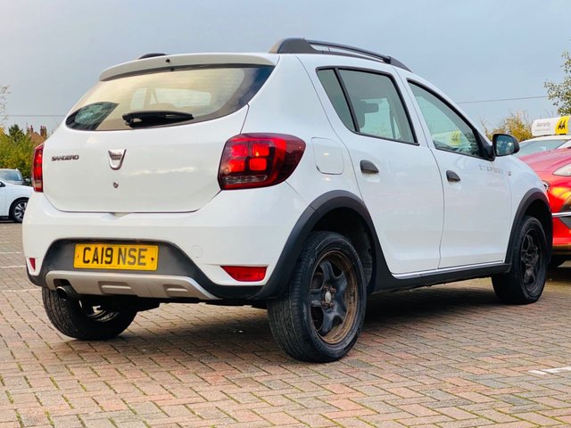 2019 Dacia Sandero Stepway 0.9L Essential 5dr - Photo 8