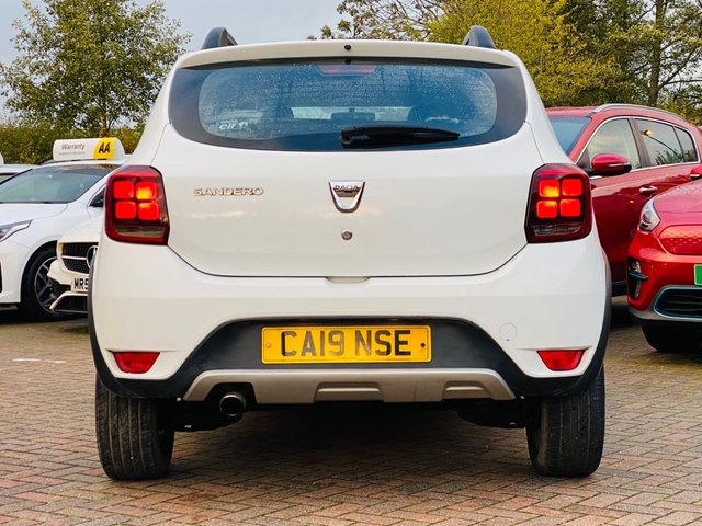2019 Dacia Sandero Stepway 0.9L Essential 5dr - Photo 9