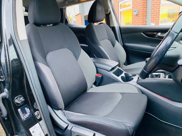 2020 Nissan Qashqai 1.3L N-Connecta 5dr - Photo 4