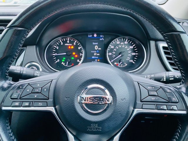 2020 Nissan Qashqai 1.3L N-Connecta 5dr - Photo 11