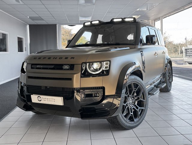 2025 74 Land Rover Defender 3.0 D350 MHEV X-Dynamic HSE Hard Top 6 SEATS SUV 5dr Diesel Auto 4WD MWB Euro 6 (s/s) (350 ps)