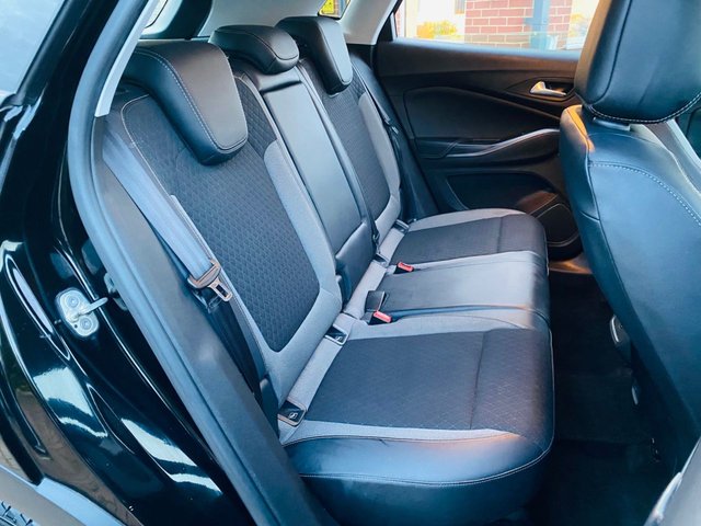 2019 Vauxhall Grandland X 1.5L Sport Nav 5dr - Photo 11