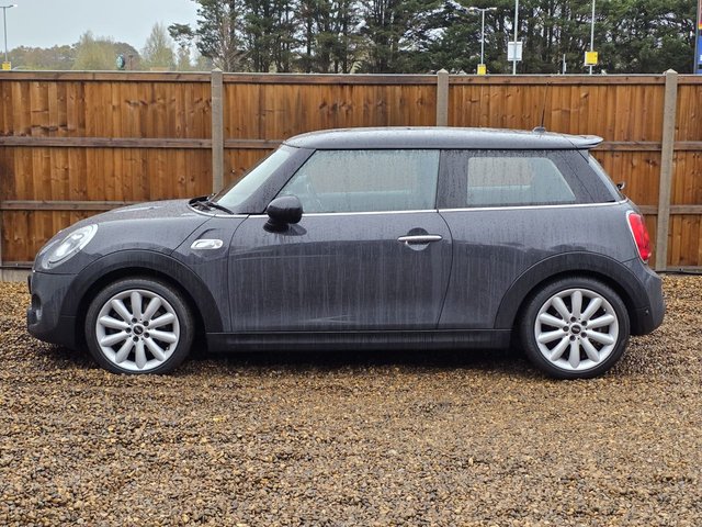2018 MINI HATCH - Photo 2