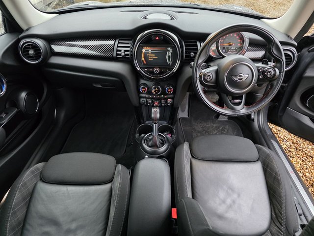 2018 MINI HATCH - Photo 12