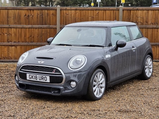 2018 MINI HATCH