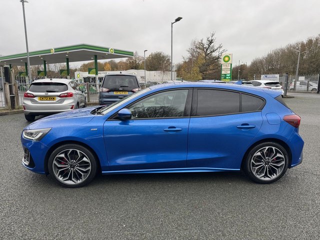 2022 Ford Focus 1L St-Line Vignale 5dr - Photo 6