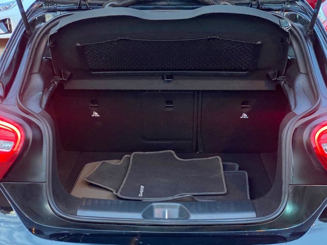 2017 Mercedes-Benz A-Class 1.5L Amg Line 5dr - Photo 10