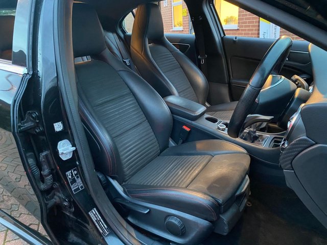 2017 Mercedes-Benz A-Class 1.5L Amg Line 5dr - Photo 4