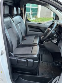 USED 2021 21 VAUXHALL VIVARO 1.5 Turbo D 2900 Dynamic Panel Van 6dr Diesel Manual L2 H1 Euro 6 (s/s) (100 ps) 