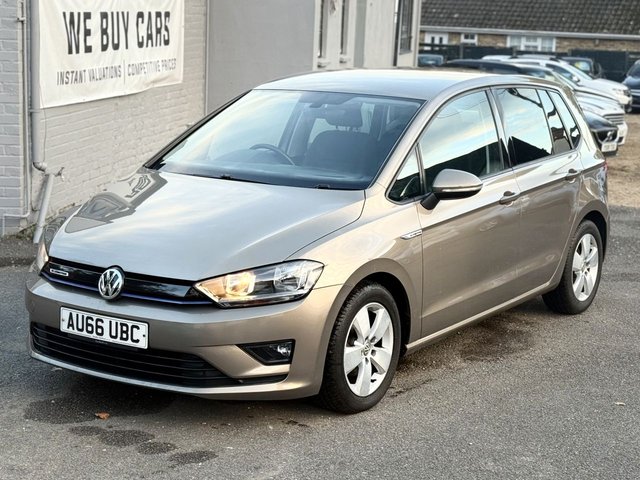 2016 VOLKSWAGEN GOLF SV 1.0 TSI SE BlueMotion MPV 5dr Petrol Manual Euro 6 (s/s) (115 bhp) - Photo 4
