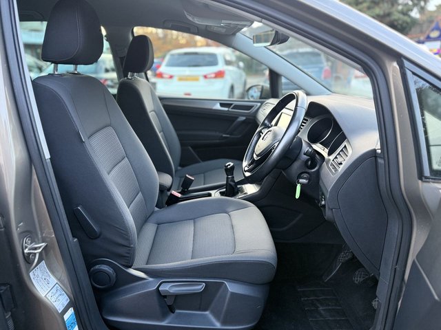 2016 VOLKSWAGEN GOLF SV 1.0 TSI SE BlueMotion MPV 5dr Petrol Manual Euro 6 (s/s) (115 bhp) - Photo 12