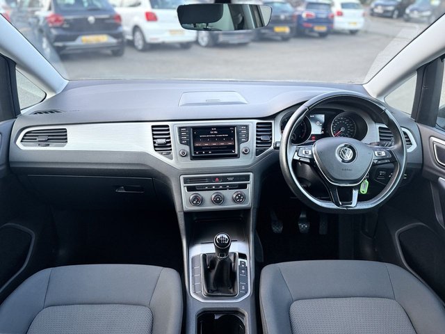 2016 VOLKSWAGEN GOLF SV 1.0 TSI SE BlueMotion MPV 5dr Petrol Manual Euro 6 (s/s) (115 bhp) - Photo 11