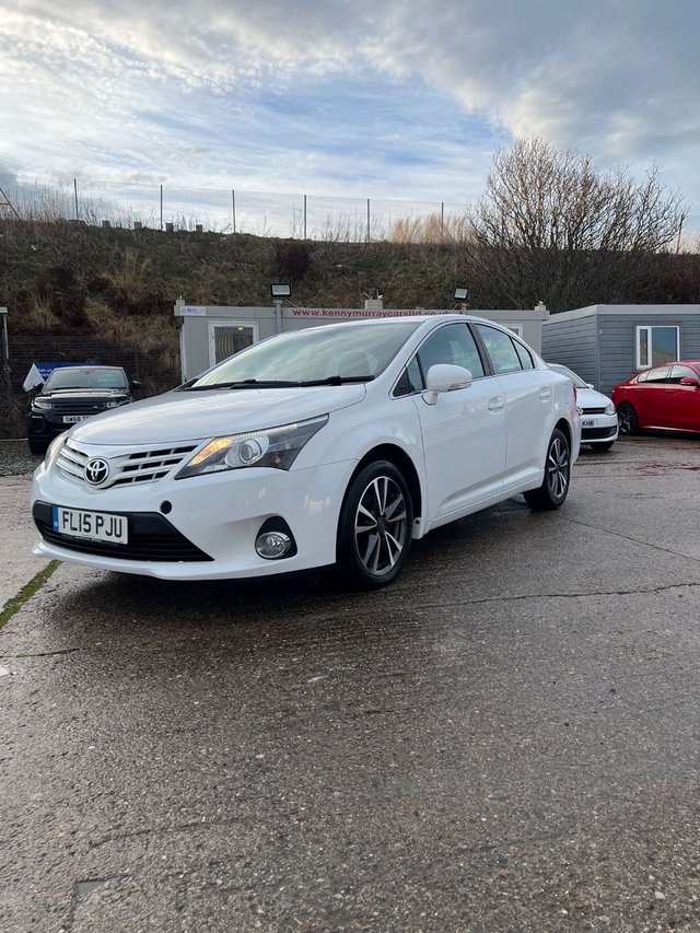 2015 15 Toyota Avensis 2.0 D-4D Icon Business Edition Saloon 4dr Diesel Manual Euro 5 (126 ps)