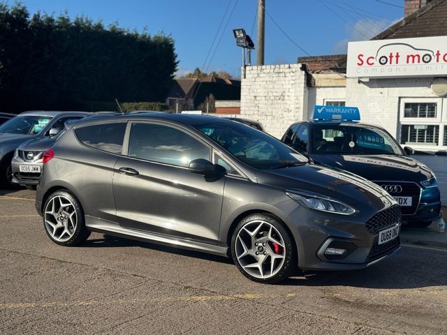 2018 FORD FIESTA - Photo 6