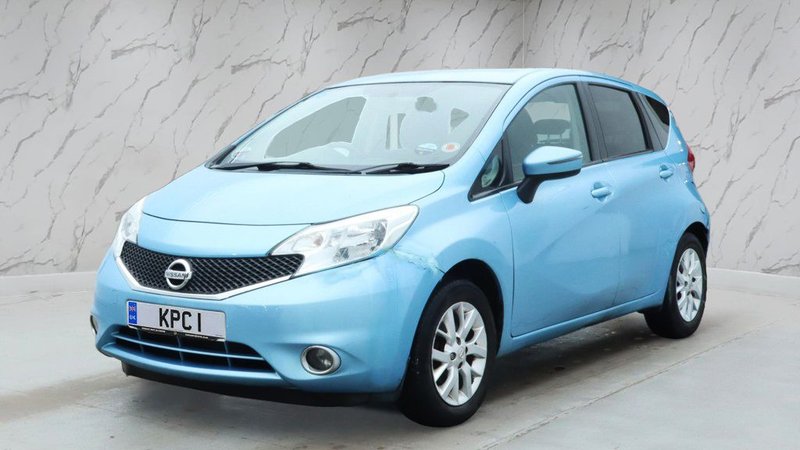 2014 Nissan Note in blue — photo 2 of 11