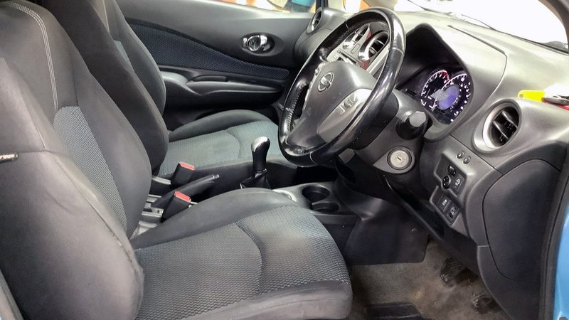 2014 Nissan Note in blue — photo 9 of 11