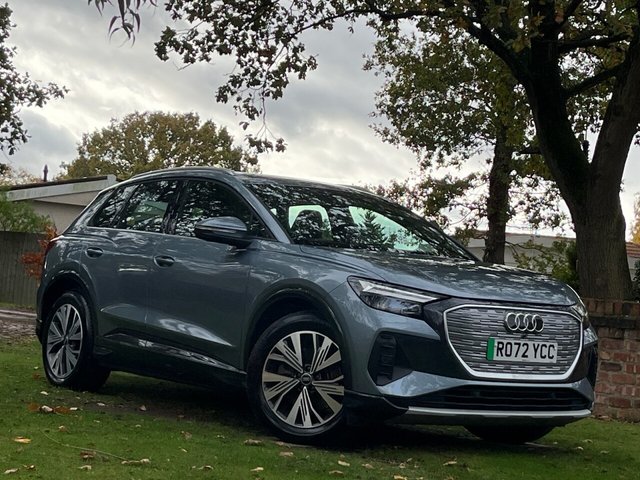 View our Audi Q4 E-Tron 50 Sport SUV 5dr Electric Auto quattro 82kWh (299 ps)