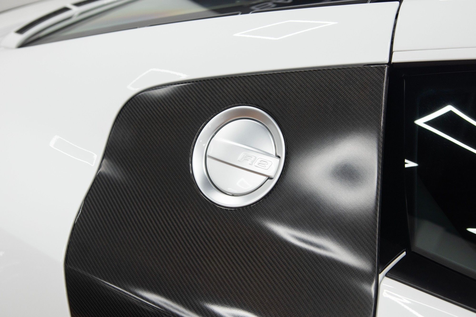USED 2011 61 AUDI R8 5.2 FSI V10 GT Coupe 