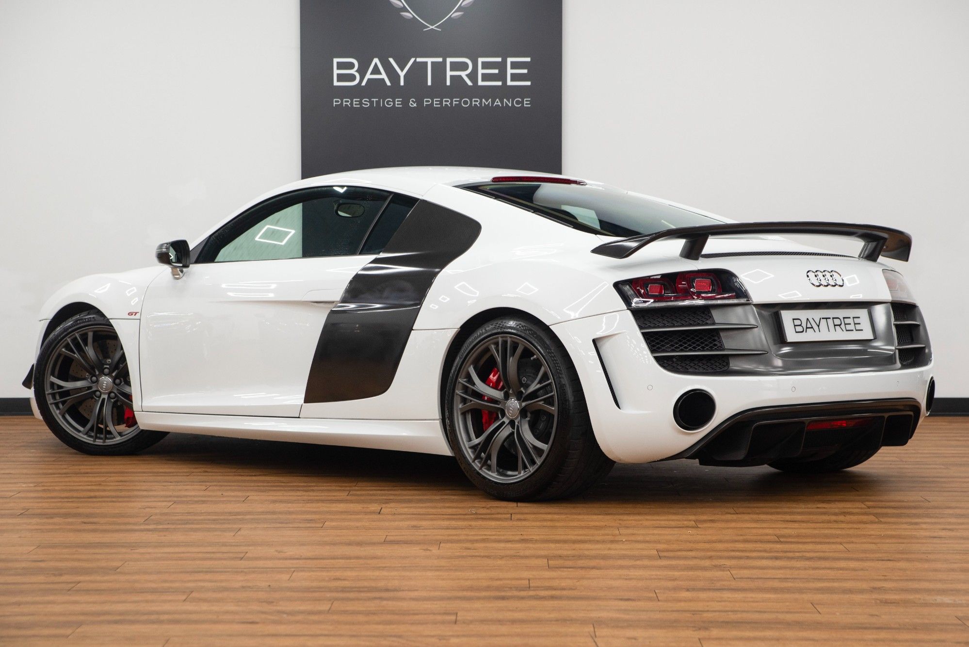 USED 2011 61 AUDI R8 5.2 FSI V10 GT Coupe 