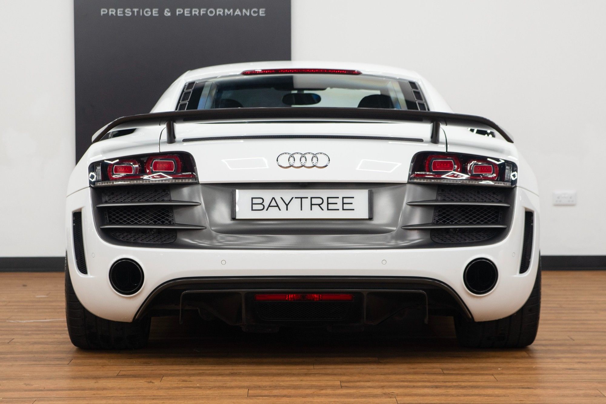 USED 2011 61 AUDI R8 5.2 FSI V10 GT Coupe 