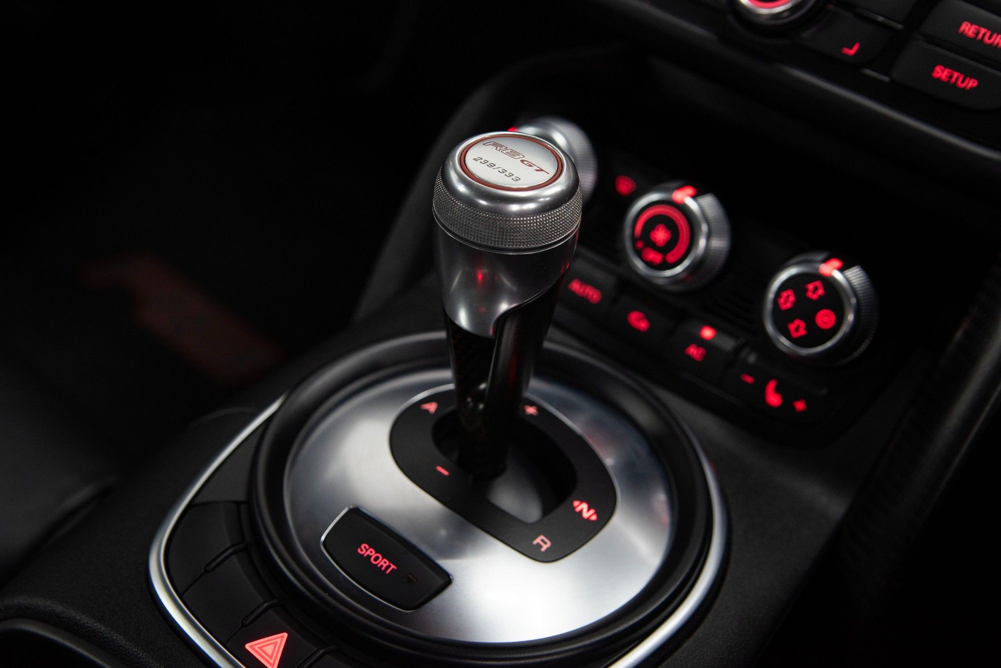USED 2011 61 AUDI R8 5.2 FSI V10 GT Coupe 