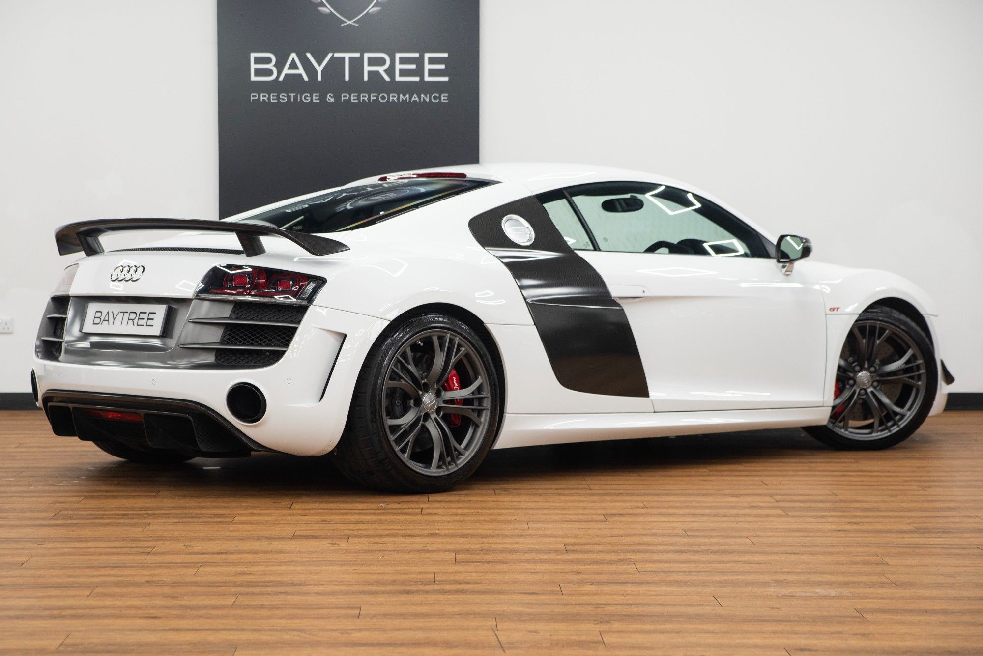 USED 2011 61 AUDI R8 5.2 FSI V10 GT Coupe 