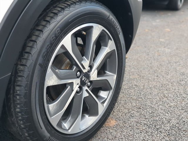 2019 KIA STONIC 1.0 T-GDi 2 GPF SUV 5dr Petrol Manual Euro 6 (s/s) (118 bhp) - Photo 9