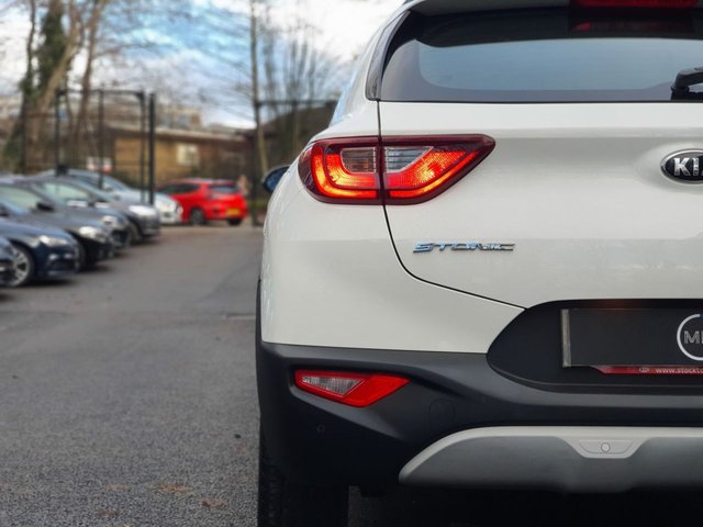 2019 KIA STONIC 1.0 T-GDi 2 GPF SUV 5dr Petrol Manual Euro 6 (s/s) (118 bhp) - Photo 10