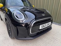USED 2021 21 MINI Electric Hatch Cooper SE 32.6kWh Level 3 Hatchback 3dr Electric Auto (184 ps) 